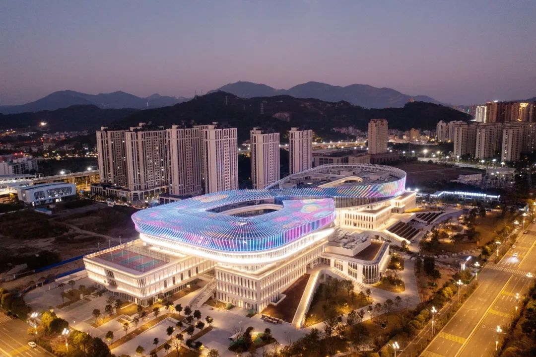 臺風(fēng)暴雨都不怕？揭秘福州新地標(biāo)建筑的照明科技